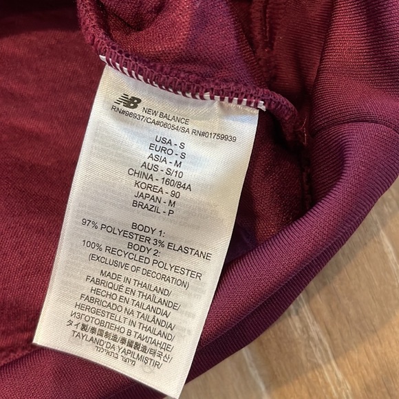 NB High Neck Top SMALL - Picture 6 of 8